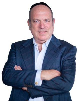 Isaac Mostovicz IS320 profile, Israel Marketing director